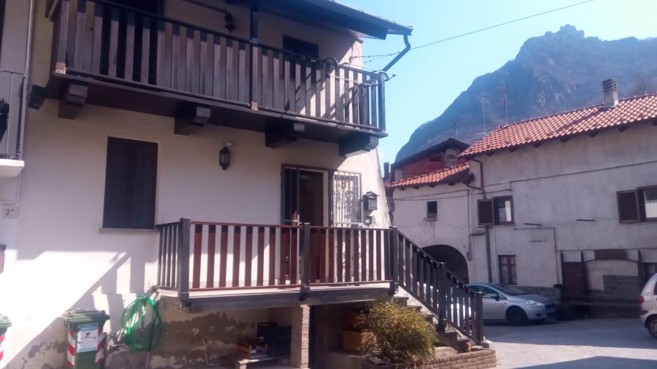 Casa Del Rustico, Indipendente Vista Sacra Con Dipinto Villa Caprie Luaran gambar