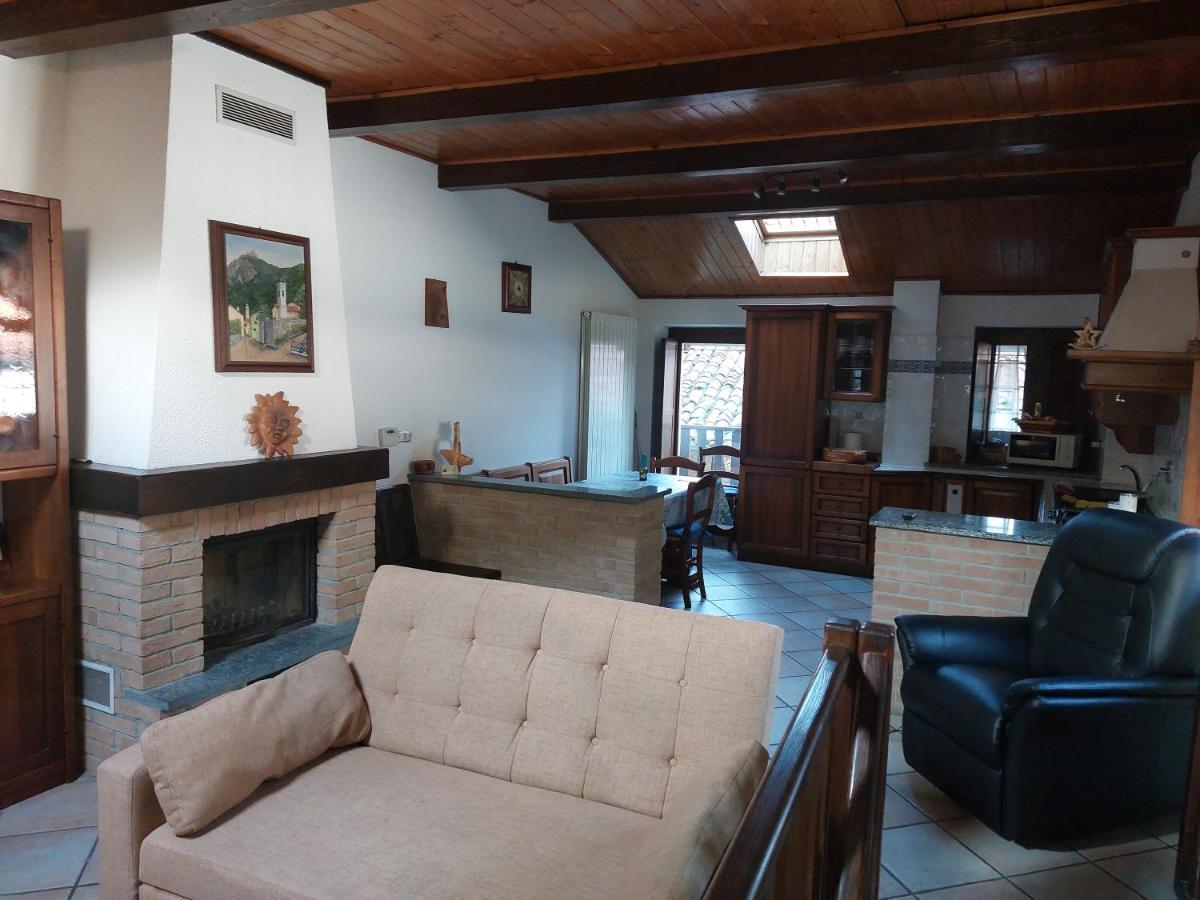Casa Del Rustico, Indipendente Vista Sacra Con Dipinto Villa Caprie Luaran gambar